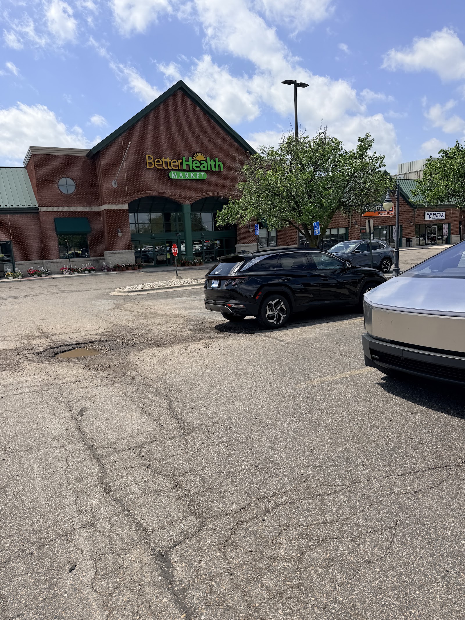 Better Health Market & Cafe in Novi