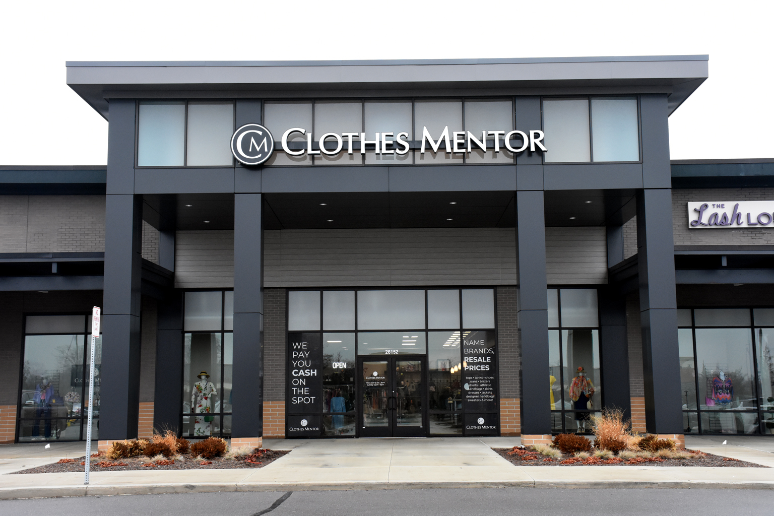 Clothes Mentor Novi, MI in Novi