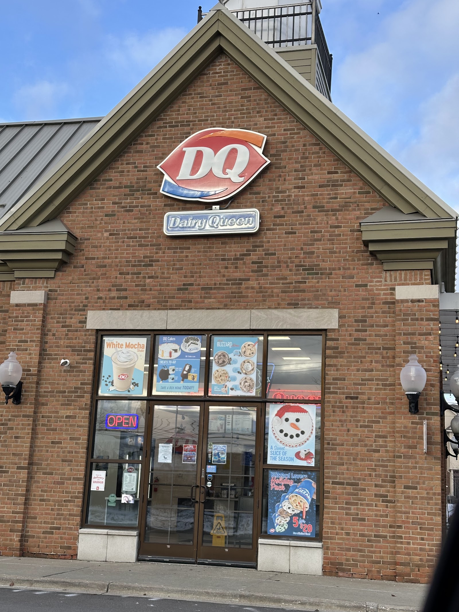 Dairy Queen East (Treat and Cakes) in Novi