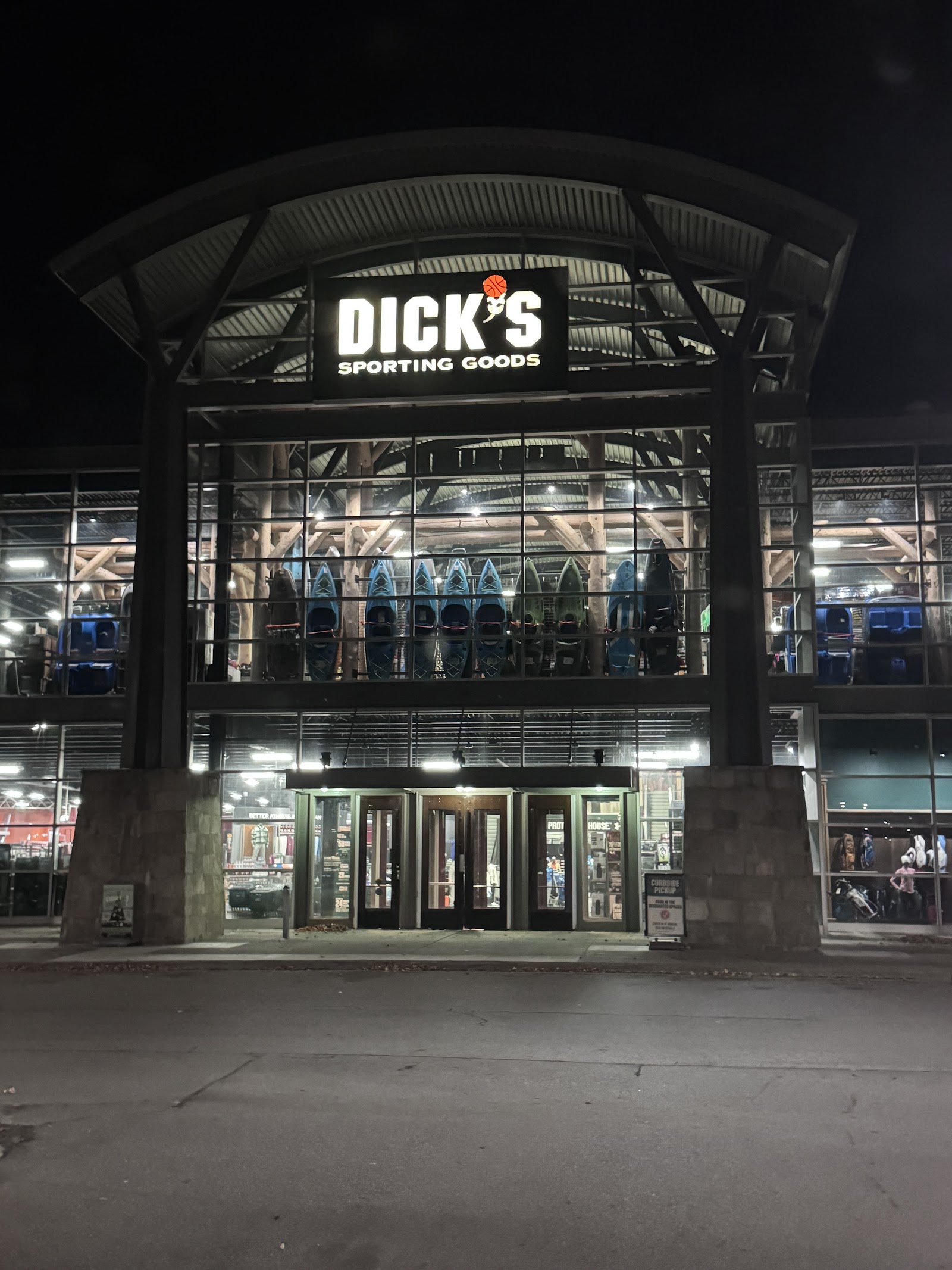 DICK'S Sporting Goods in Novi