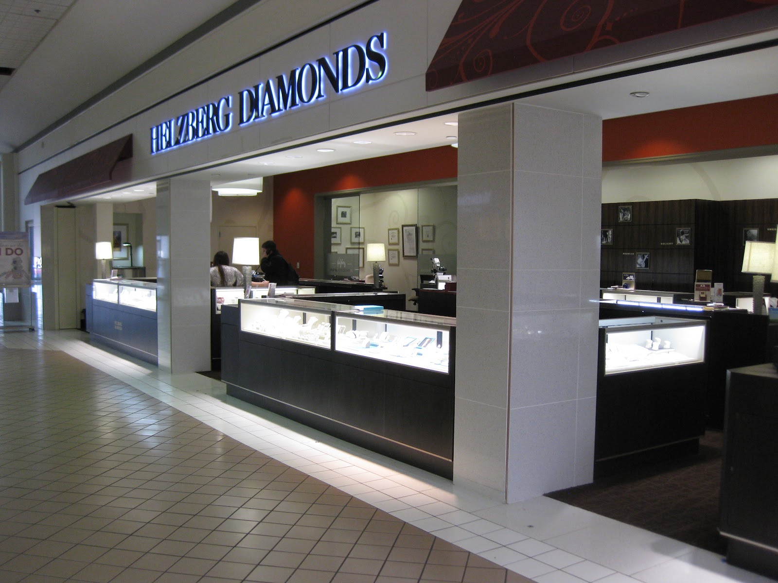 Helzberg Diamonds — photo