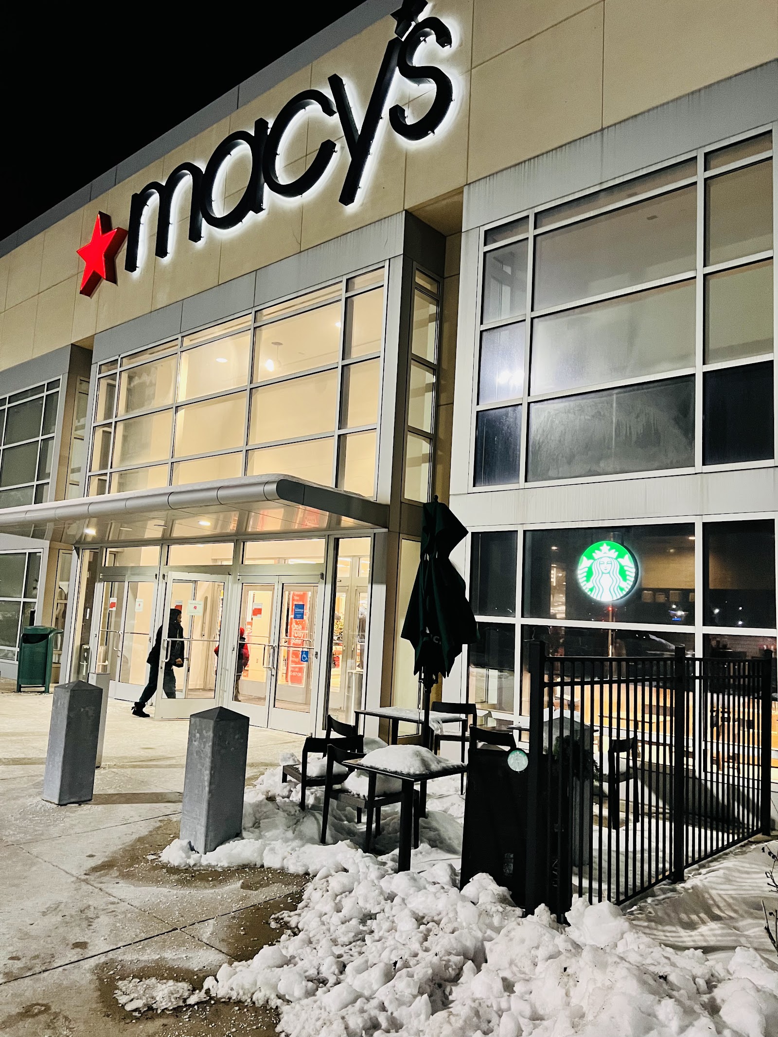 Macy's in Novi