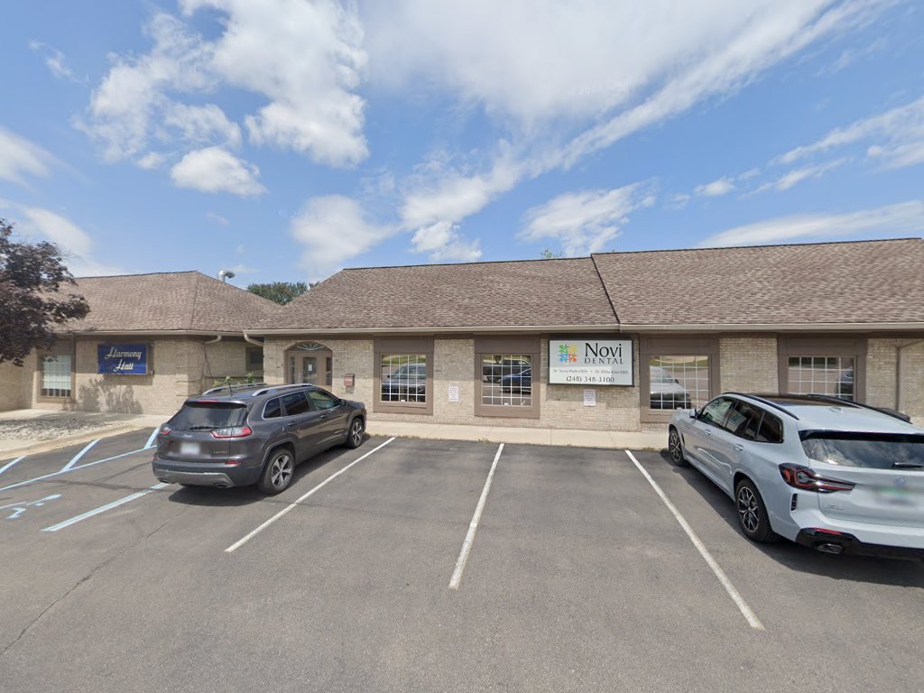 Novi Dental in Novi