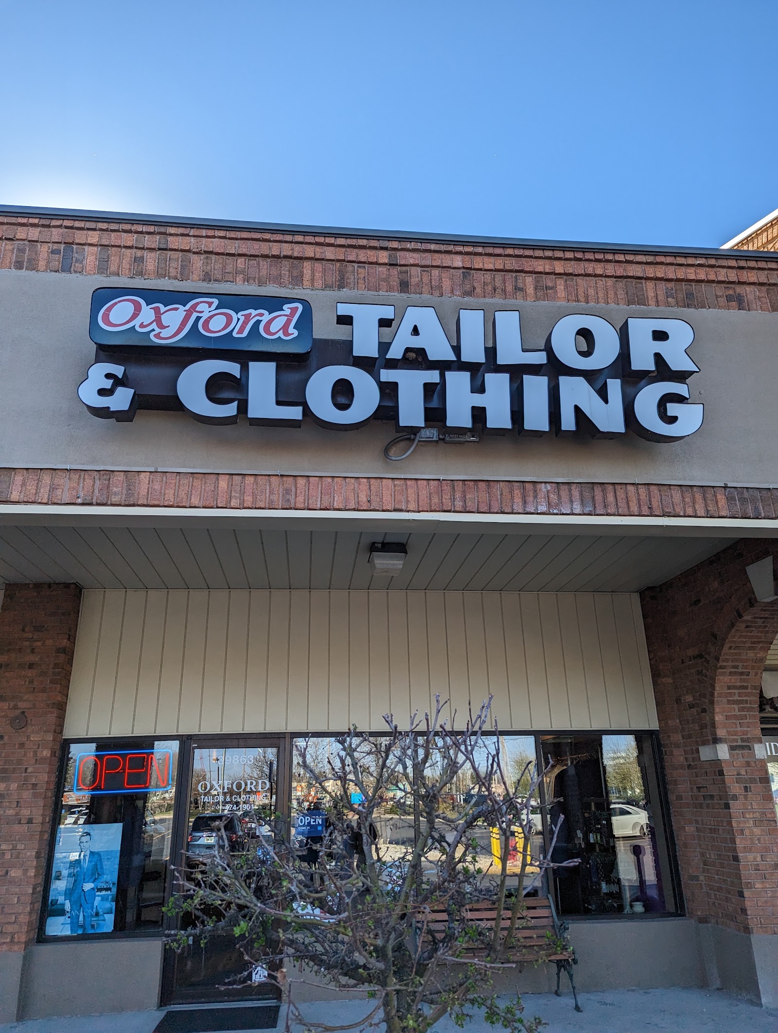 Oxford Tailor & Clothing in Novi