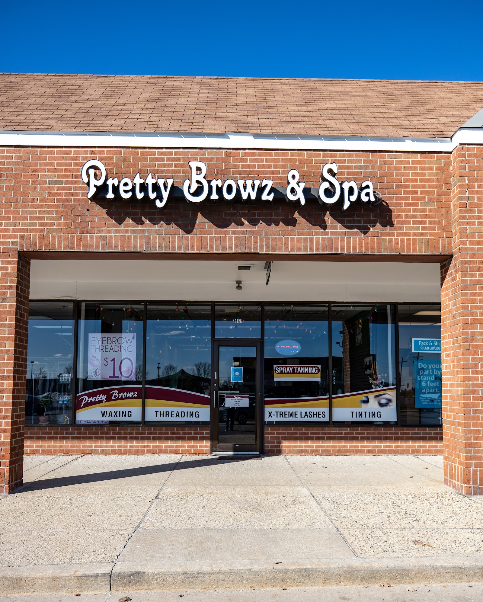 Pretty Browz and Spa in Novi