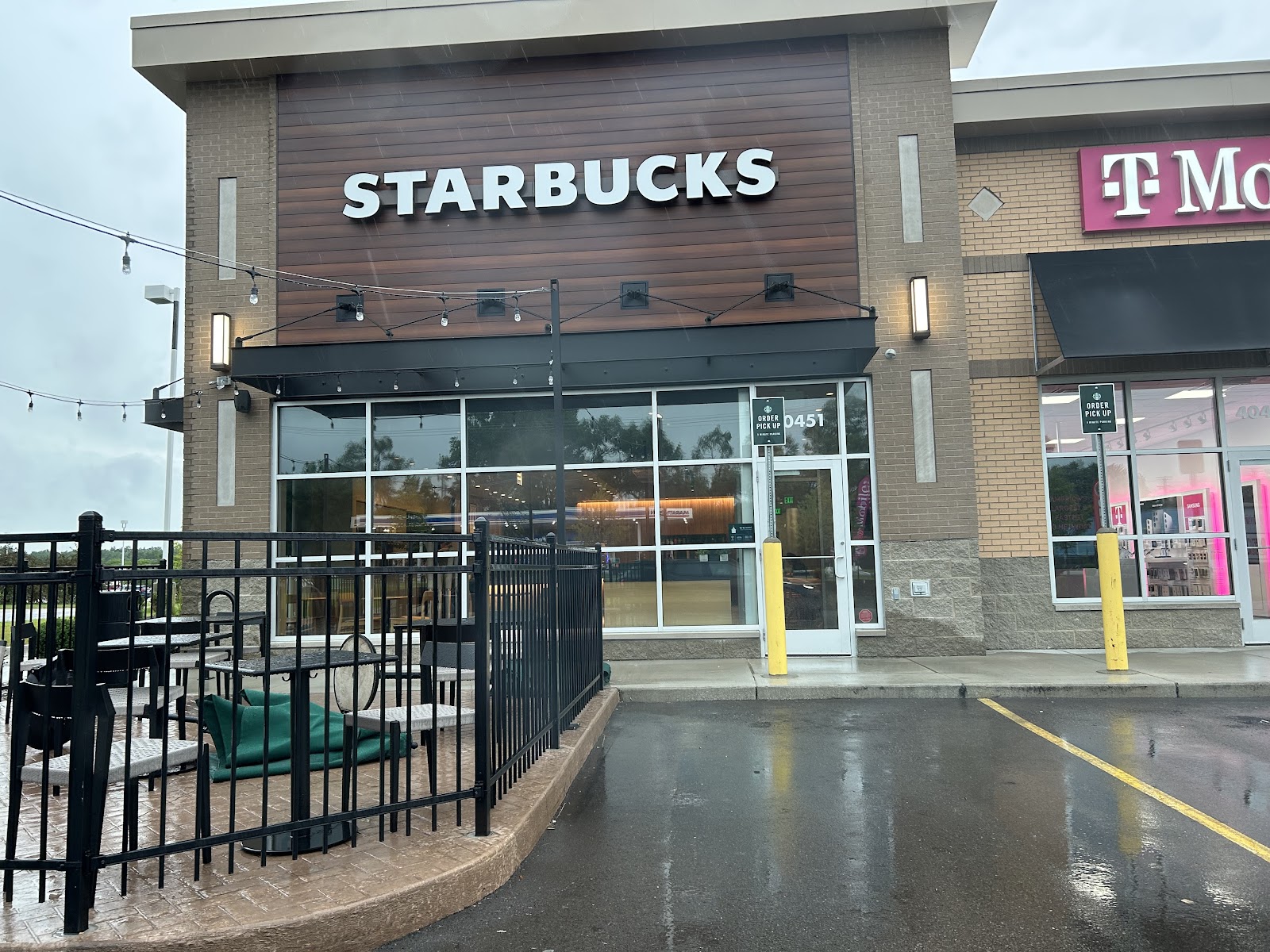 Starbucks Coffee Company in Novi