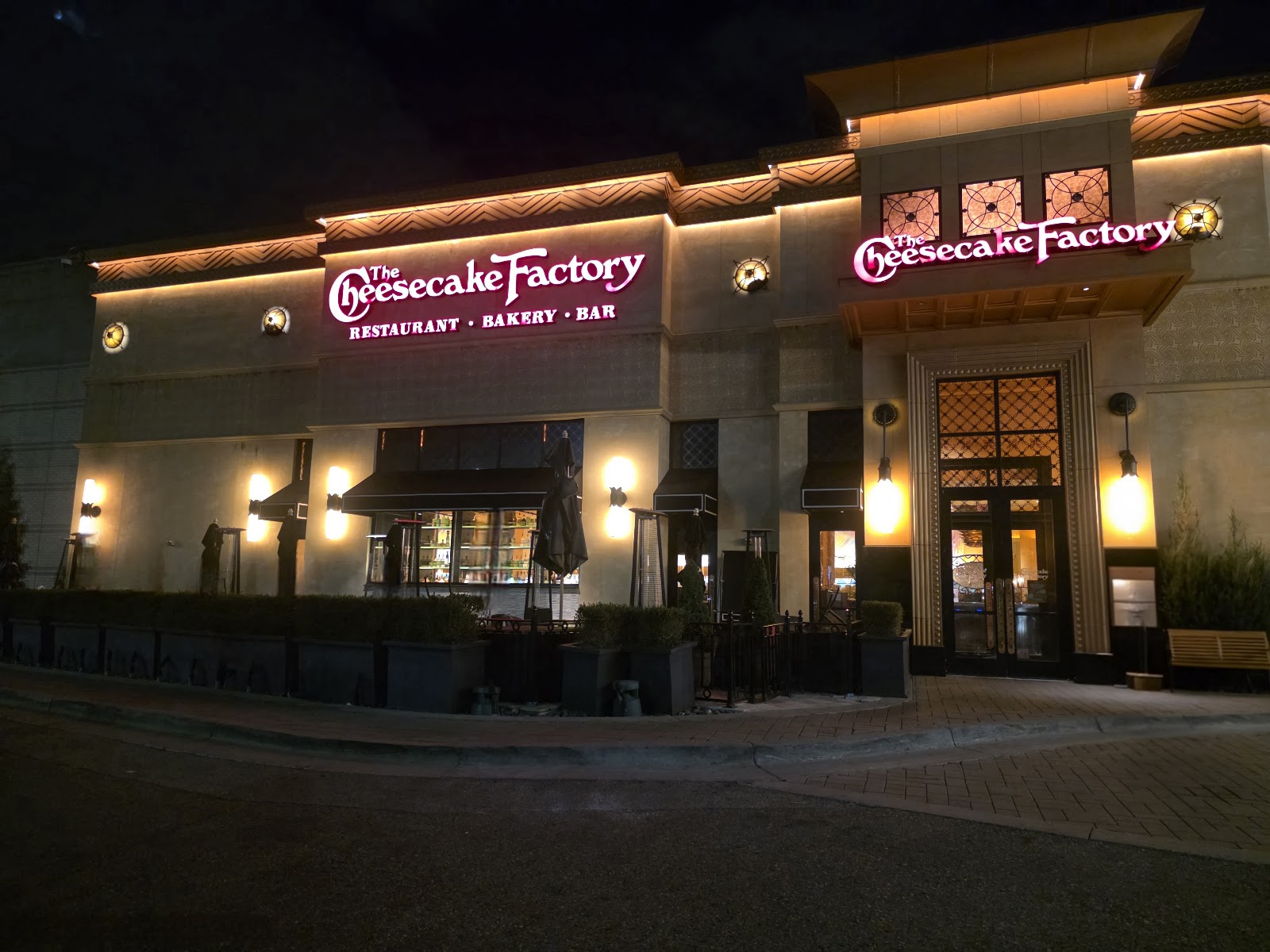 The Cheesecake Factory in Novi