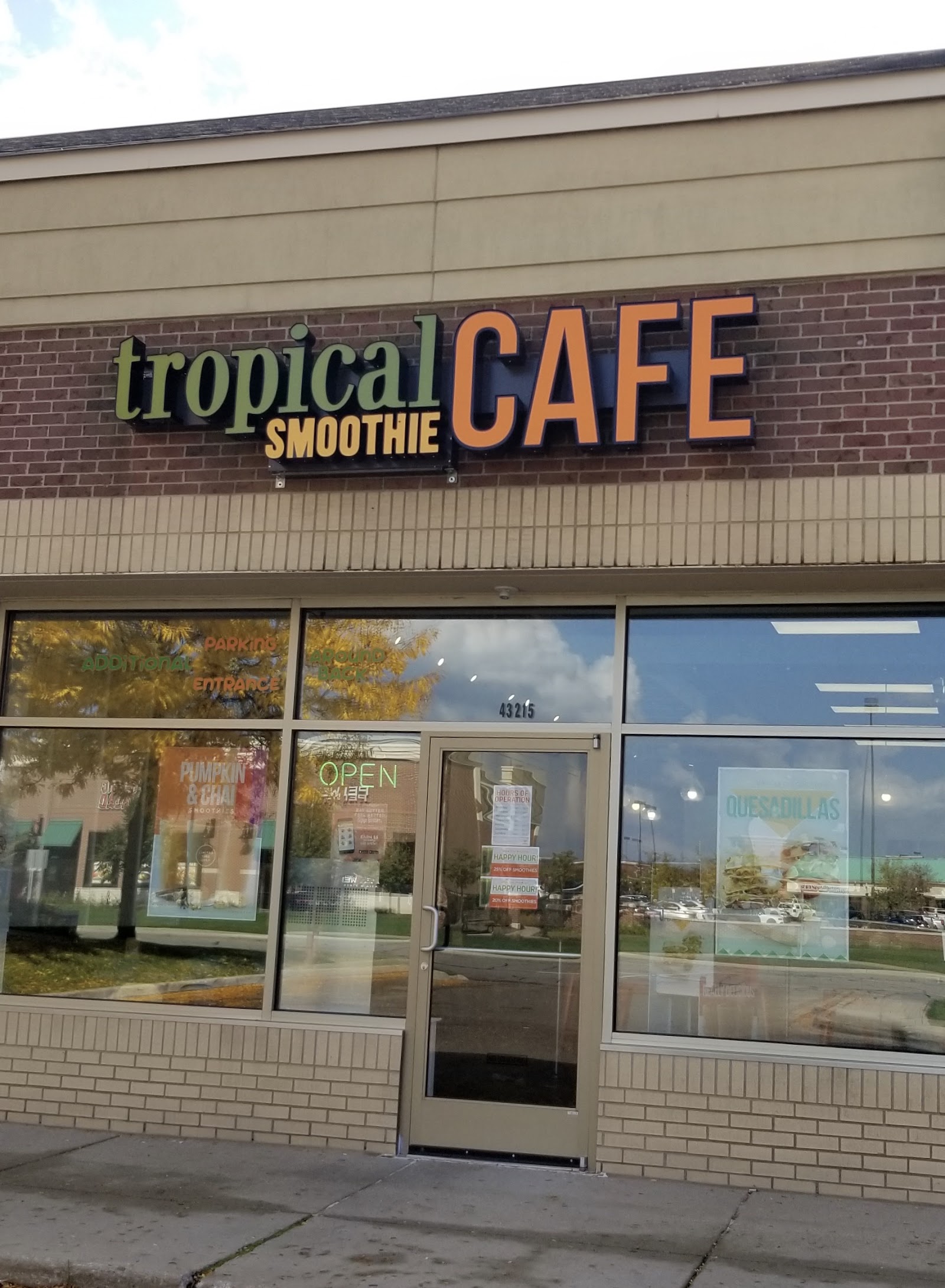 Tropical Smoothie Cafe Grand River in Novi