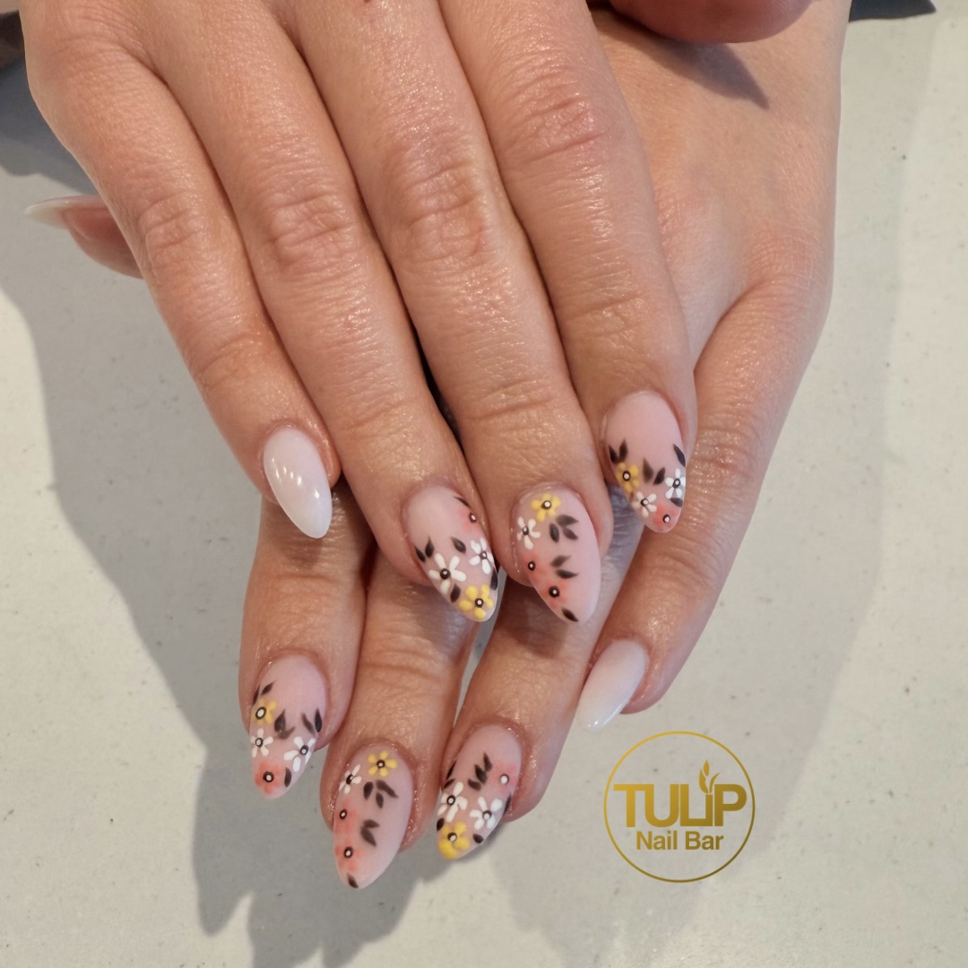 Tulip Nail Bar — photo